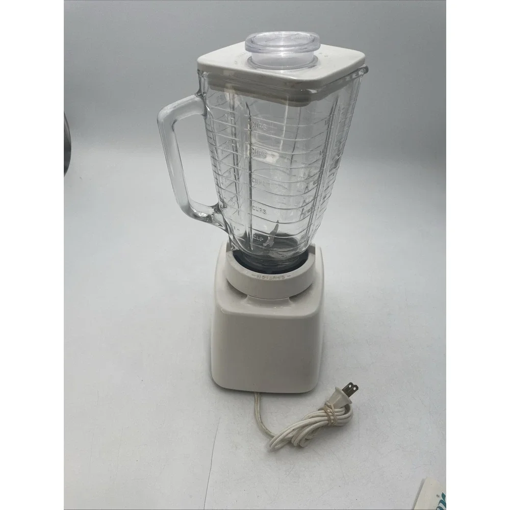 Vtg Oster 12 Speed Osterizer Blender #852-08B 5 Cup Glass Pitcher w/Instructions